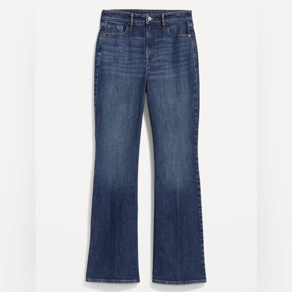 Old Navy Petite  High Rise  Flare Jeans. NWT
